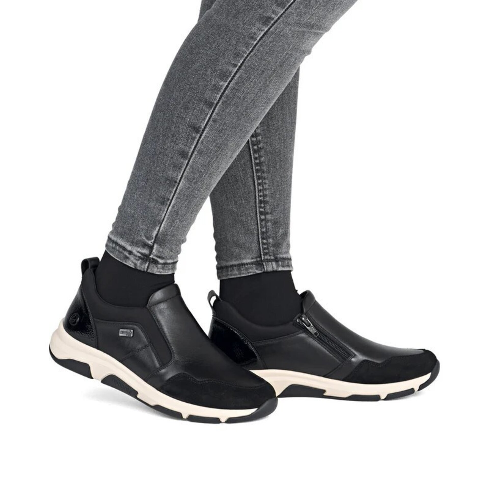 Mocasin REMONTE tex D1S07 negro - 1