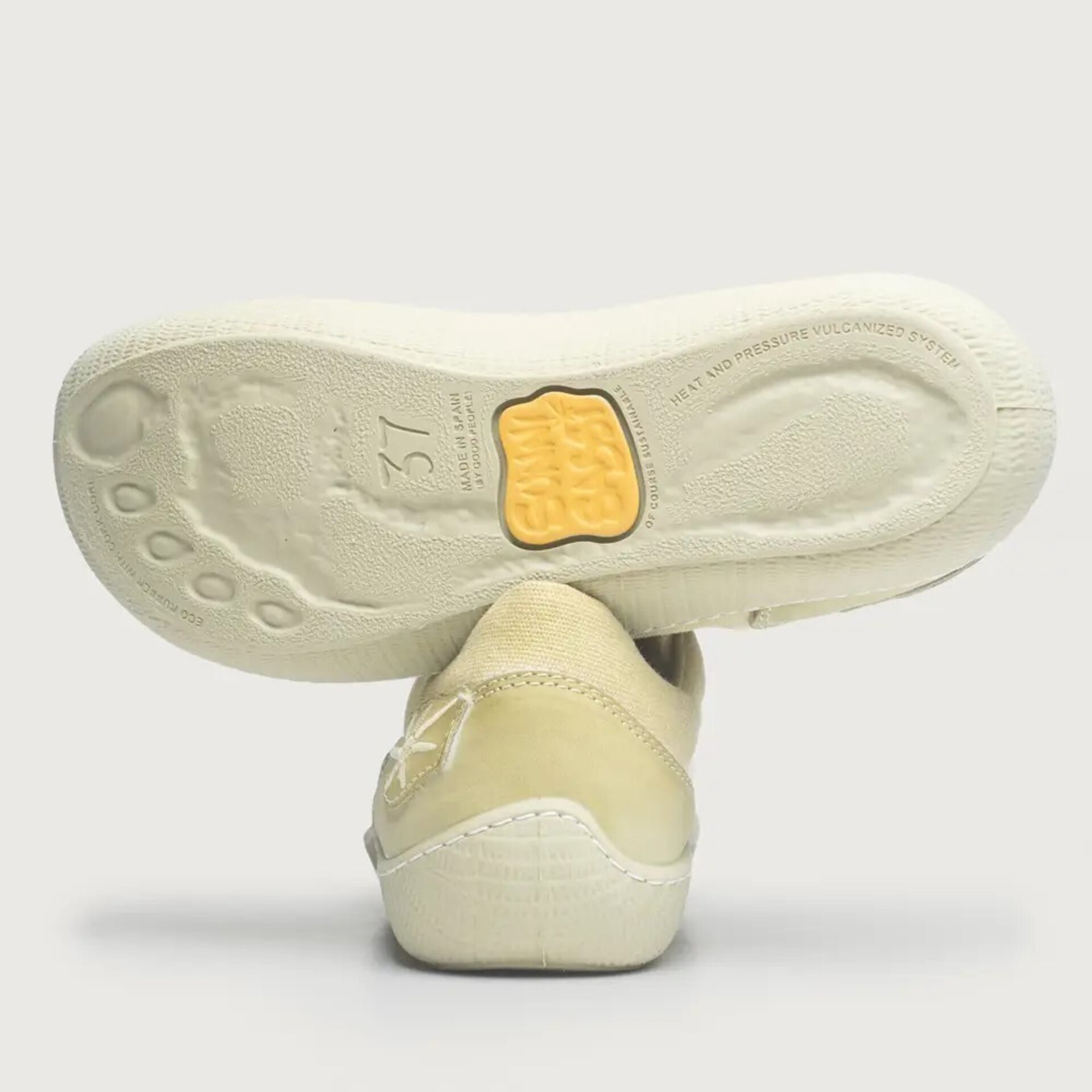 Zapatilla Sunni Sabbi transición bareffot matcha Oshima-050 - 3