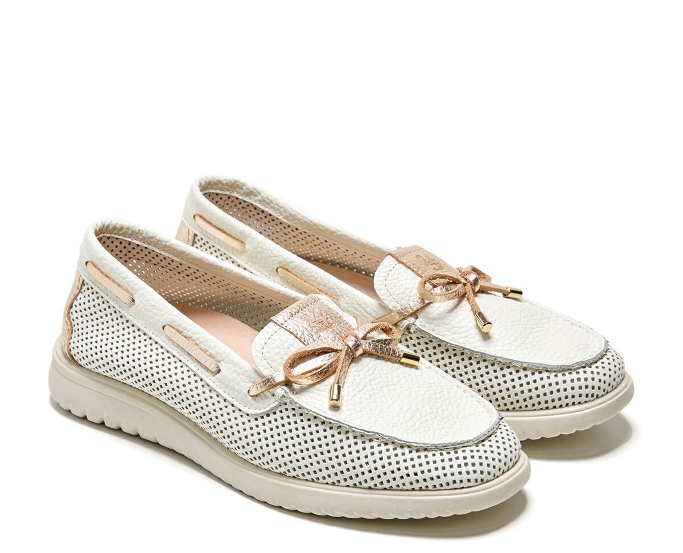 Mocasin 24HORAS piel calada blanco 26745 - 2