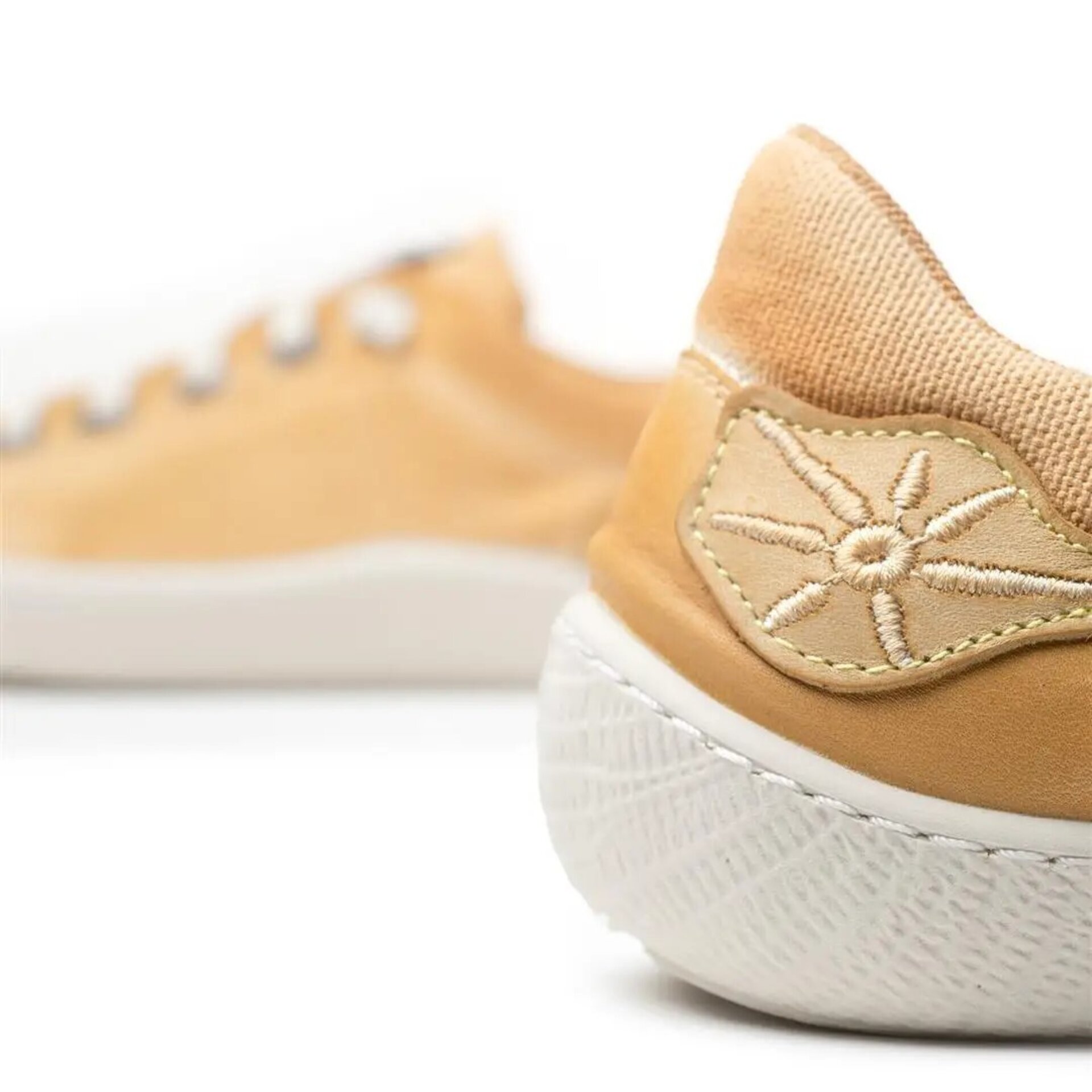 Zapatilla Sunni Sabbi transición barefoot camel Oshima-050 - 3