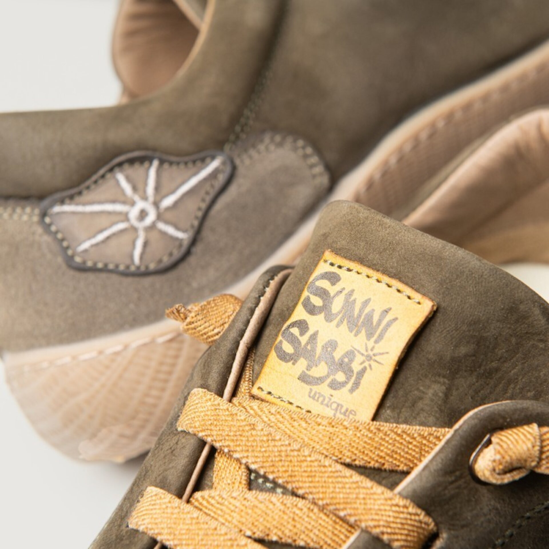 Sneaker Sunni Sabbi piel OKI militar - 4