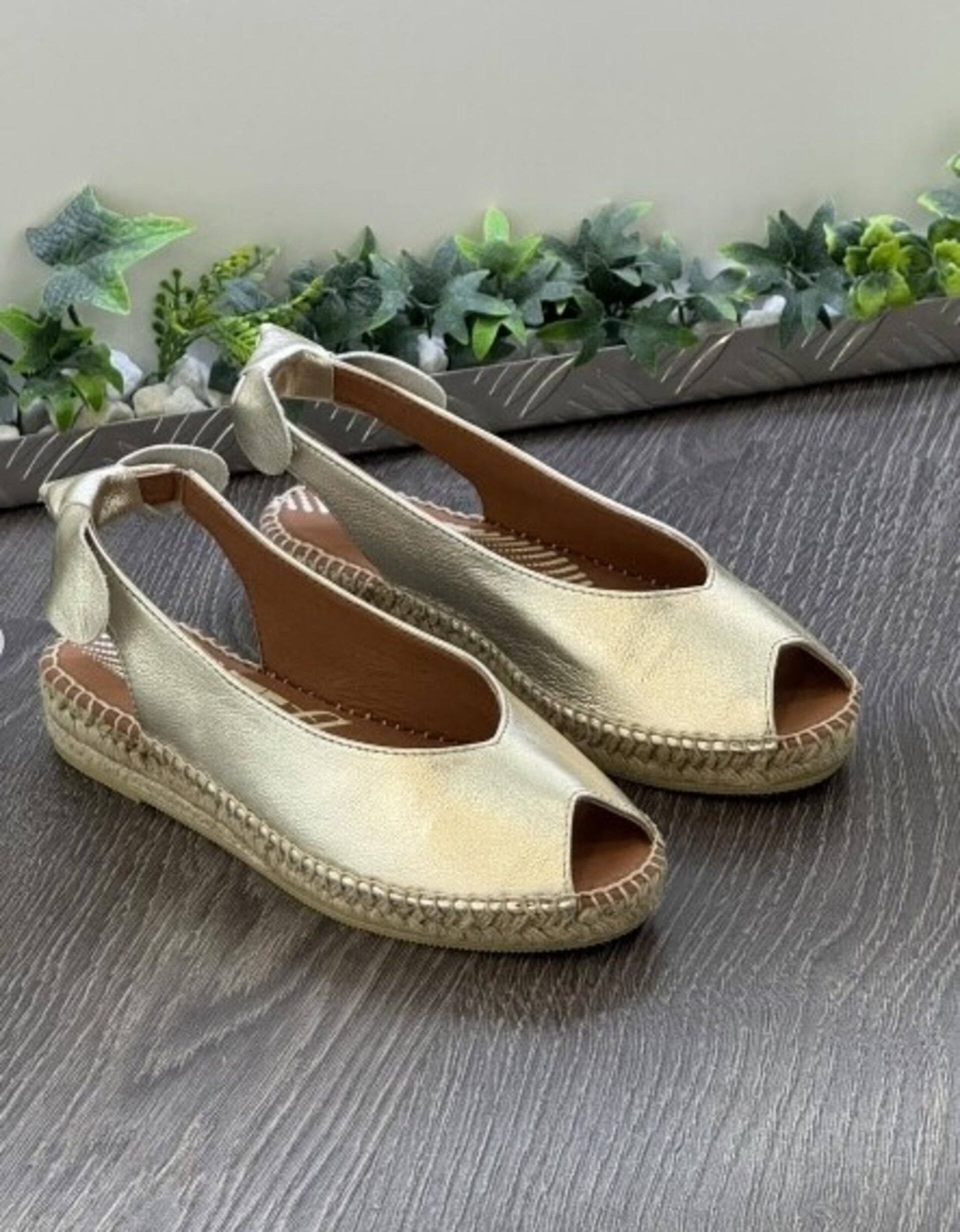 Alpargata Viguera Peep Toes YuteFlex Piel Oro 2232 - 1